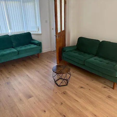 Modern Two Bedroom House Apartment