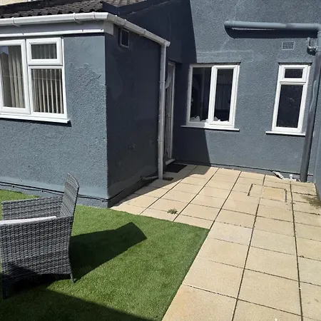 Modern Two Bedroom House *